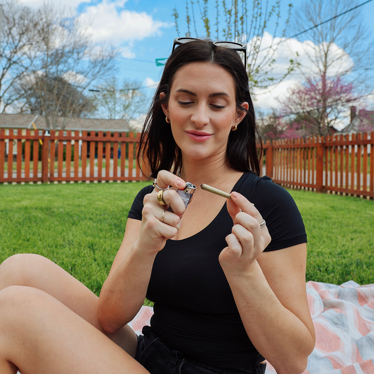 CBD vs. THC: Understanding the Benefits for Mental Health