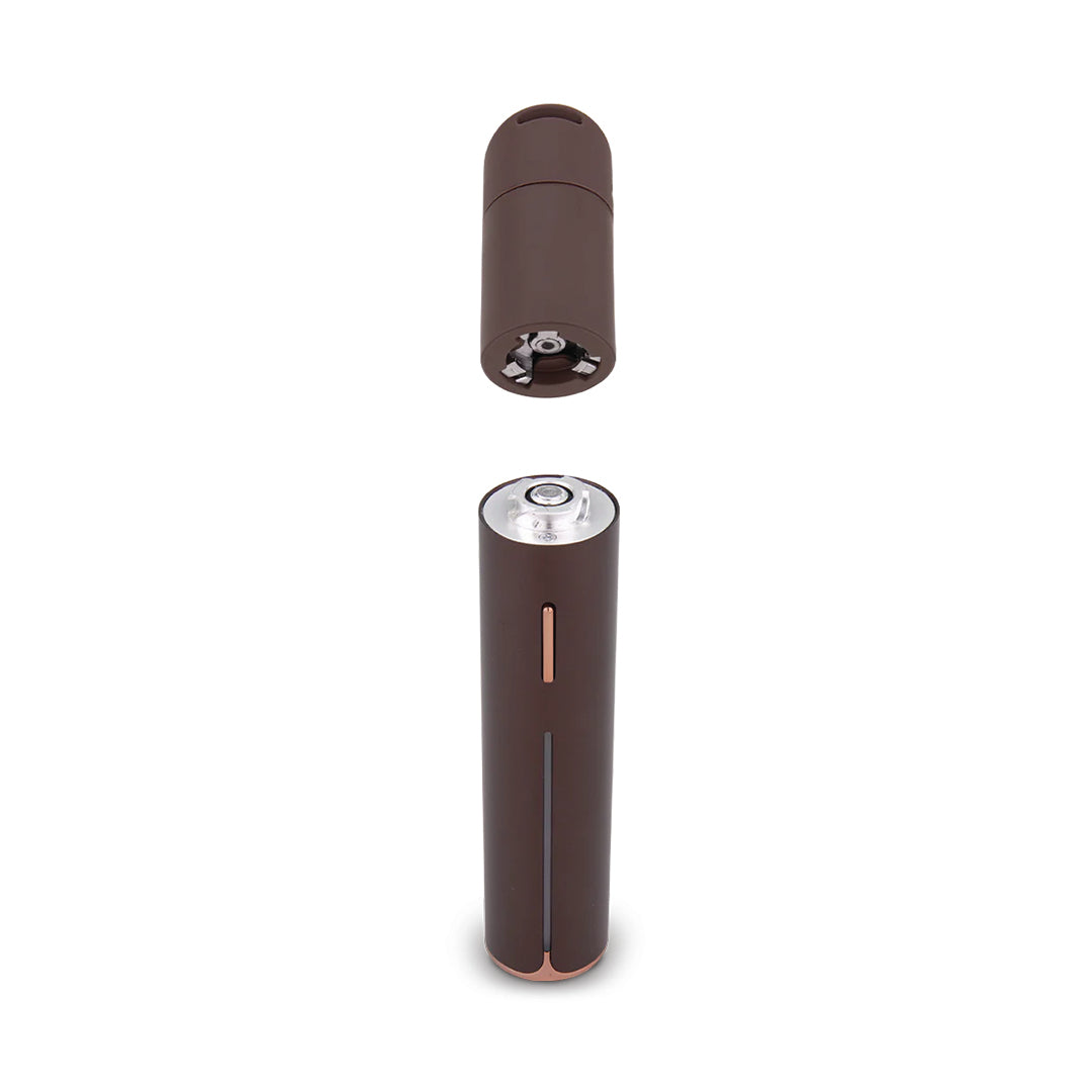 The Pivot puts the full Puffco experience in your pocket. The same size as a pen, this discreet, mobile vaporizer features a quick-release 3D Chamber that delivers premium flavor and real-time temperature control.