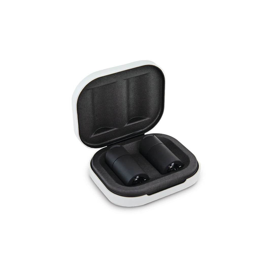 Pivot’s quick-release 3D Chamber 2-Pack ensures you’re ready for anything. Preload the chambers before you head out, and pop on a fresh one with a twist whenever you need it. With Pivot's innovative algorithm driving the experience, you get consistent temps, big vapor, and incredible flavor.