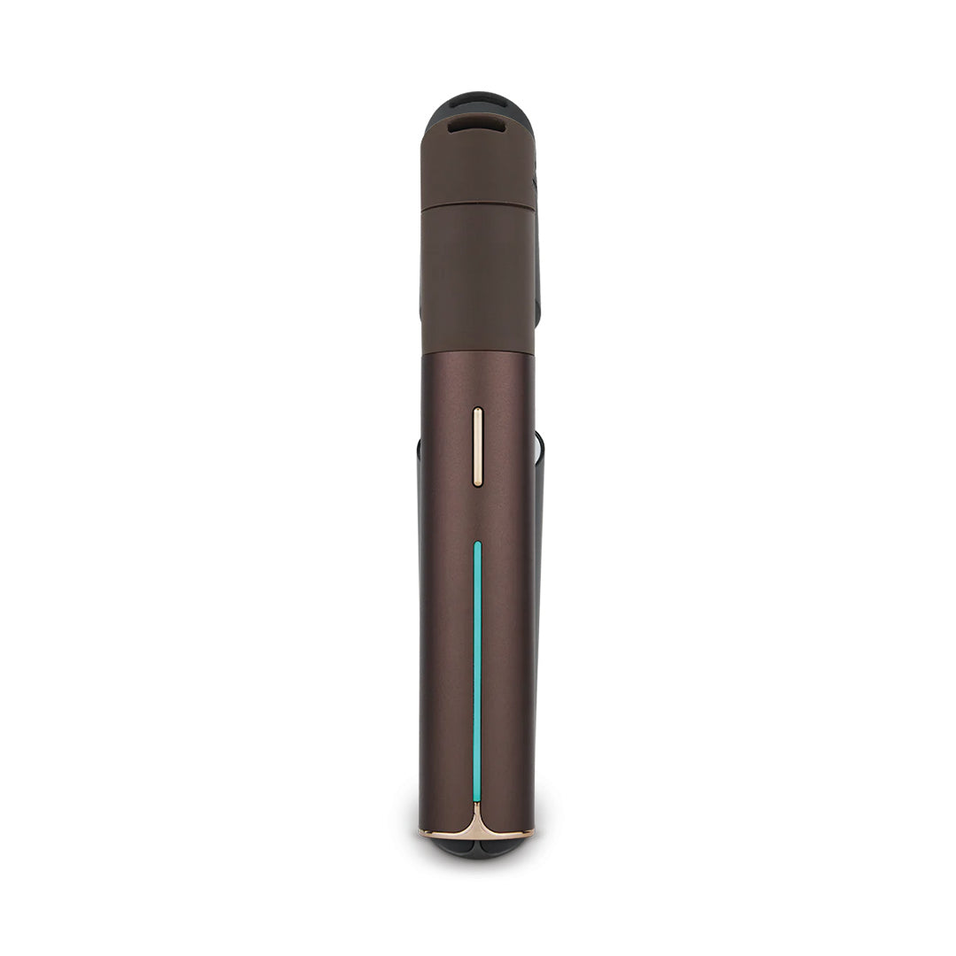 The Pivot puts the full Puffco experience in your pocket. The same size as a pen, this discreet, mobile vaporizer features a quick-release 3D Chamber that delivers premium flavor and real-time temperature control.