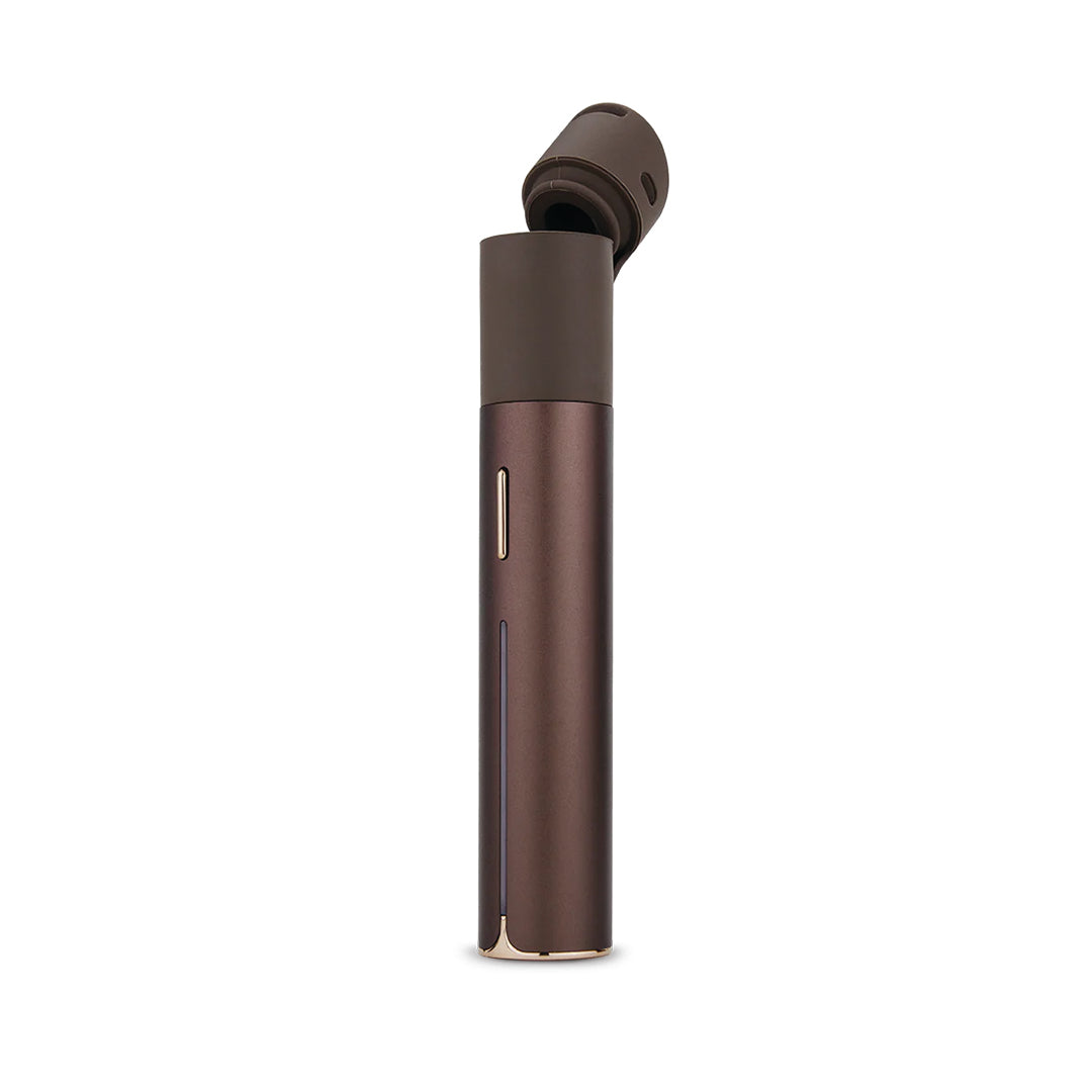 The Pivot puts the full Puffco experience in your pocket. The same size as a pen, this discreet, mobile vaporizer features a quick-release 3D Chamber that delivers premium flavor and real-time temperature control.